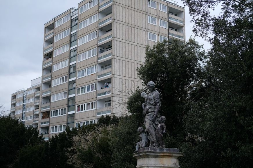 Fig. 85: the statue in front of Mount Clare has a pleasing contrast to the looming point blocks, a reminder of the very different layers of history with aristocratic and municipal housing